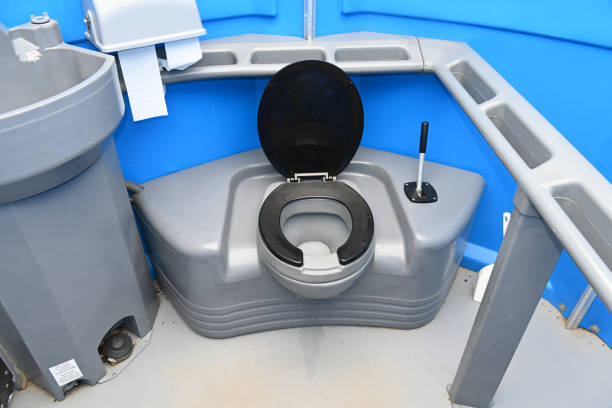 Portable Toilet Options We Offer in Alburtis, PA